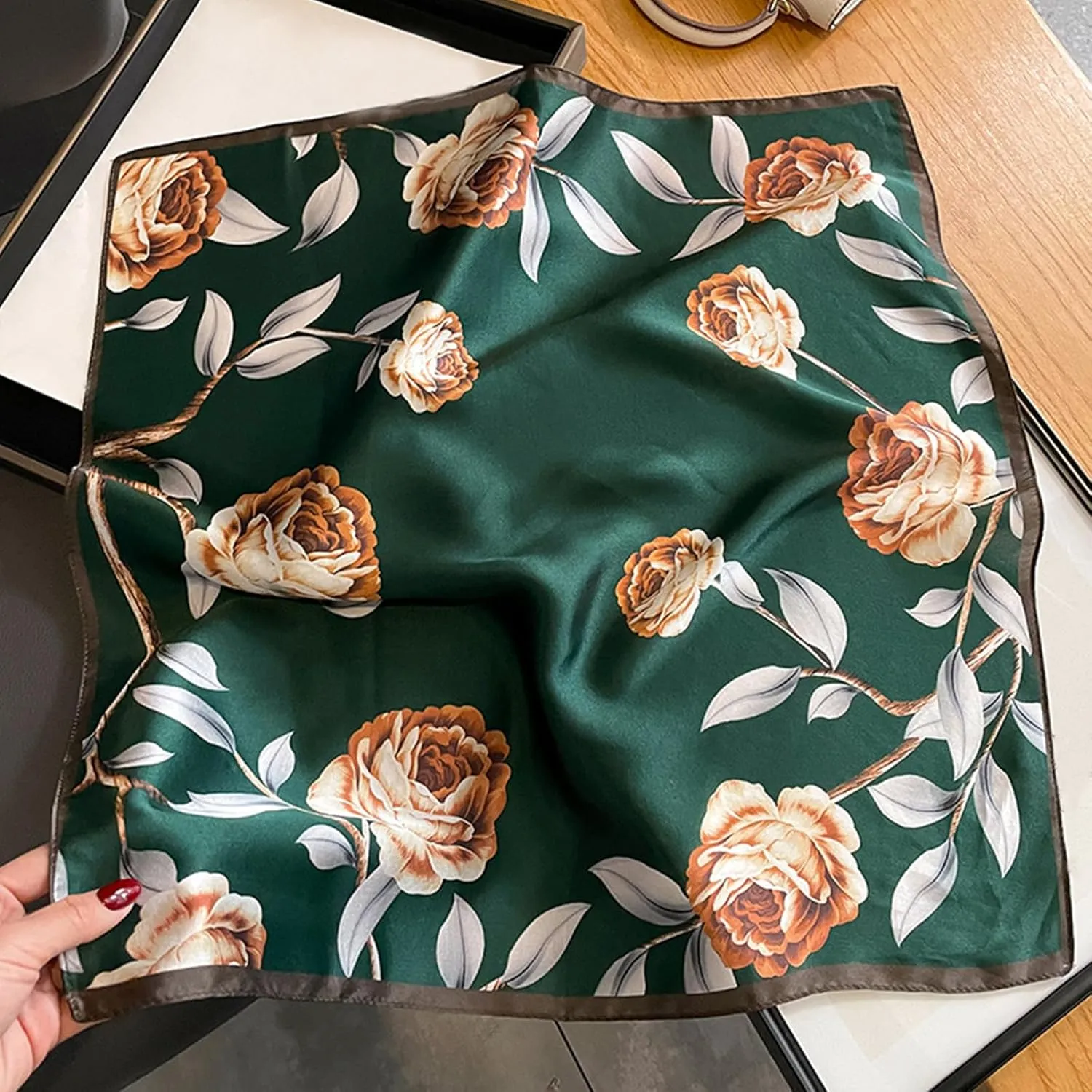 100% Mulberry Silk Scarf 21x21 Inch Lightweight Square Headscarf Small Neck Scarf Silk Scarves for Women Men