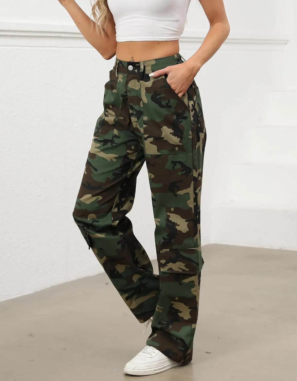 Kedera Women Camo Print Flap Pocket Wide Leg Pants Mid Waist Trousers Casual Boyfriend Cargo Parachute Baggy Pants