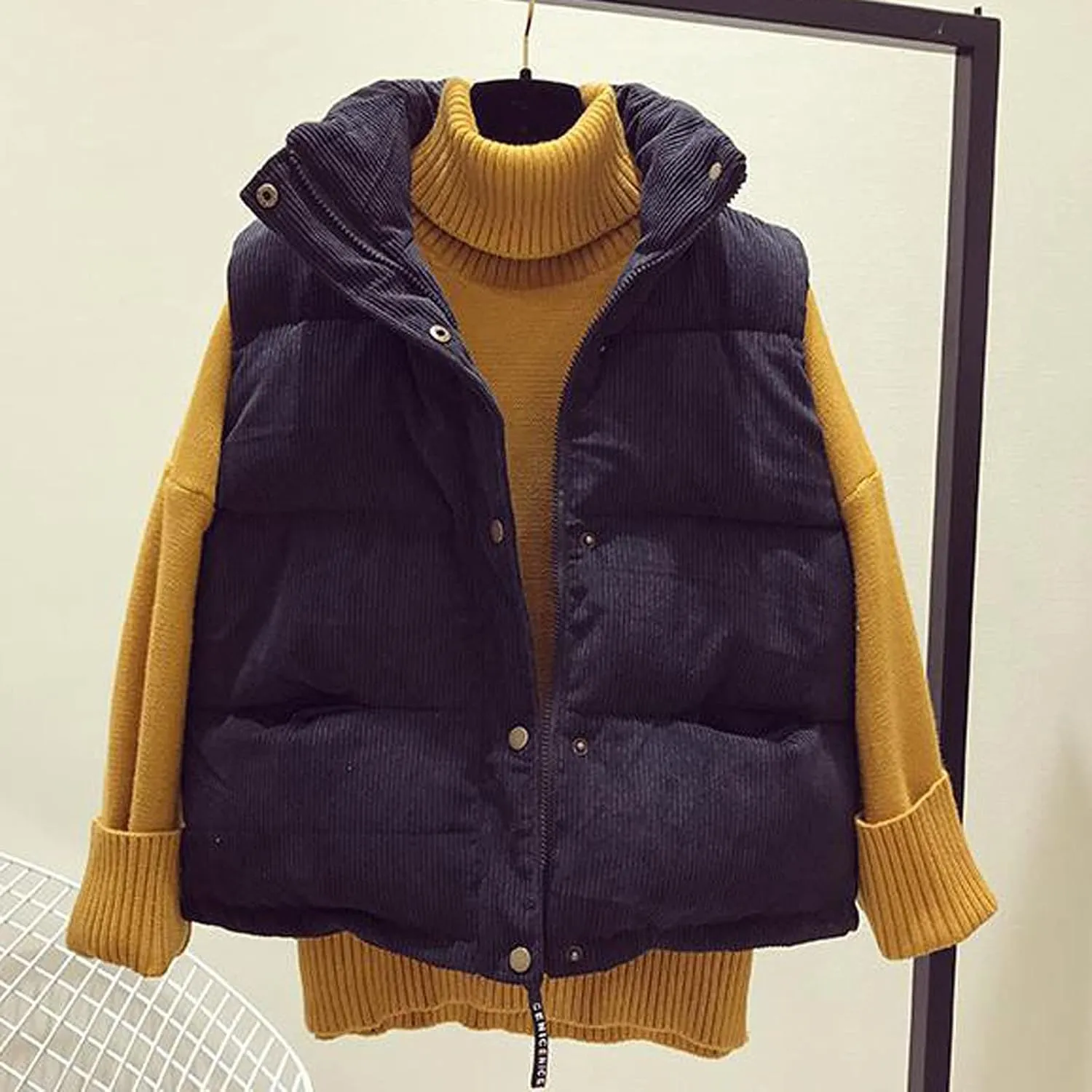 tuduoms Women's Vests Warm Puffer Vest Winter Casual Corduroy Jacket Gilet Light Packable Down Waistcoat Snaps Zip Outwear