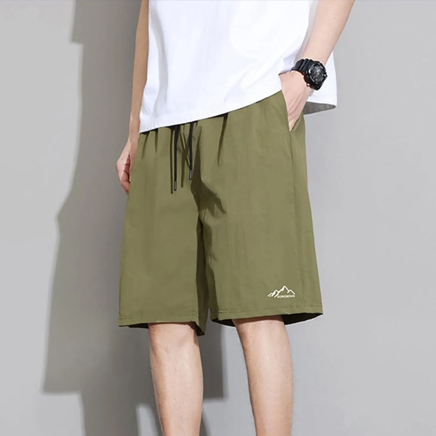 Unisex Athletic Shorts Ice Silk Quick Drying Stretch Shorts for Women Men Summer Workout Gym with Zipper Pockets