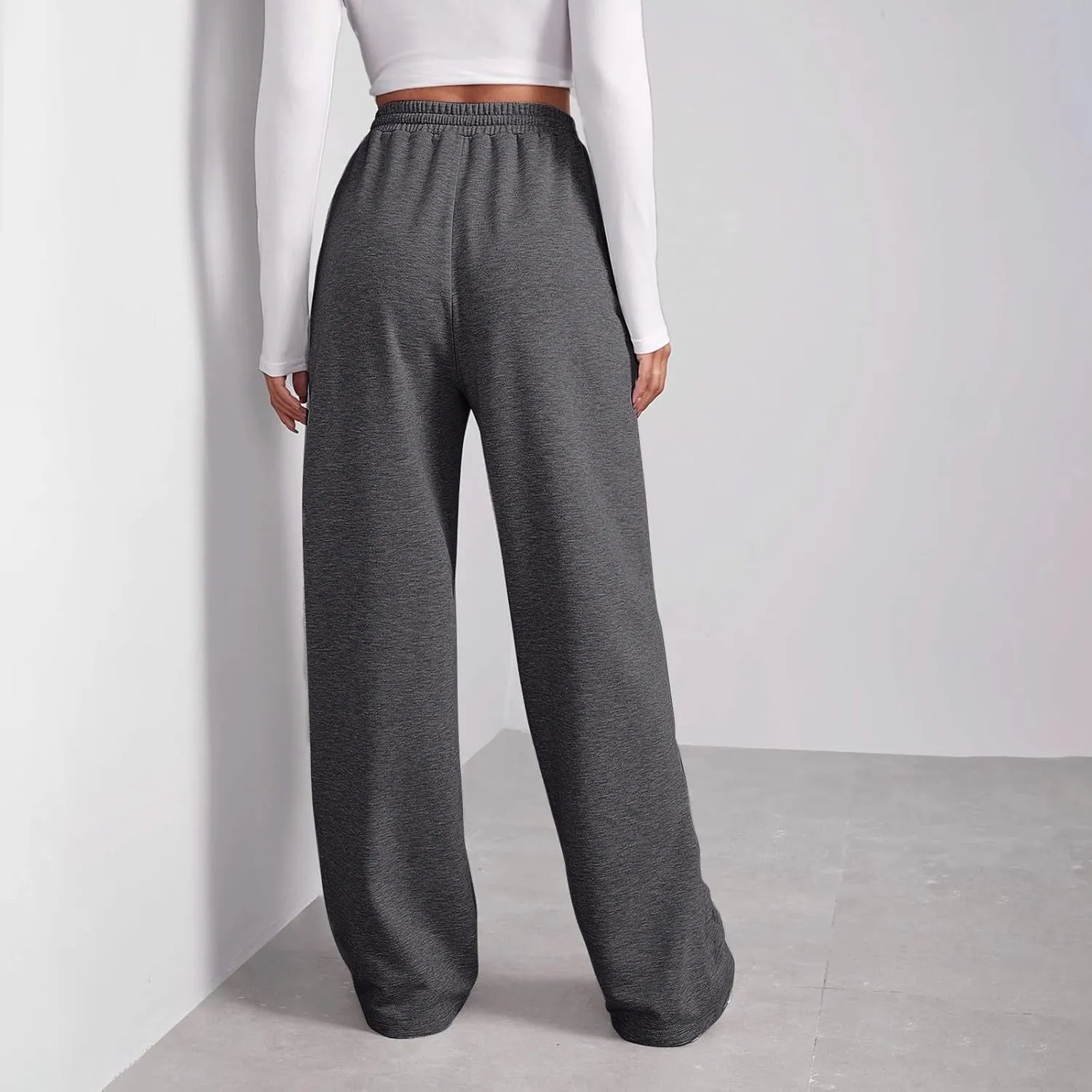 Women Wide Leg Sweatpants Baggy Straight Leg Sweatpants with Pockets Elastic Waist Flare Sweatpants Fleece Joggers